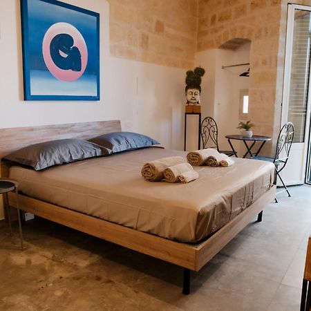 Petrina Home - Suite Rooms Barletta Buitenkant foto