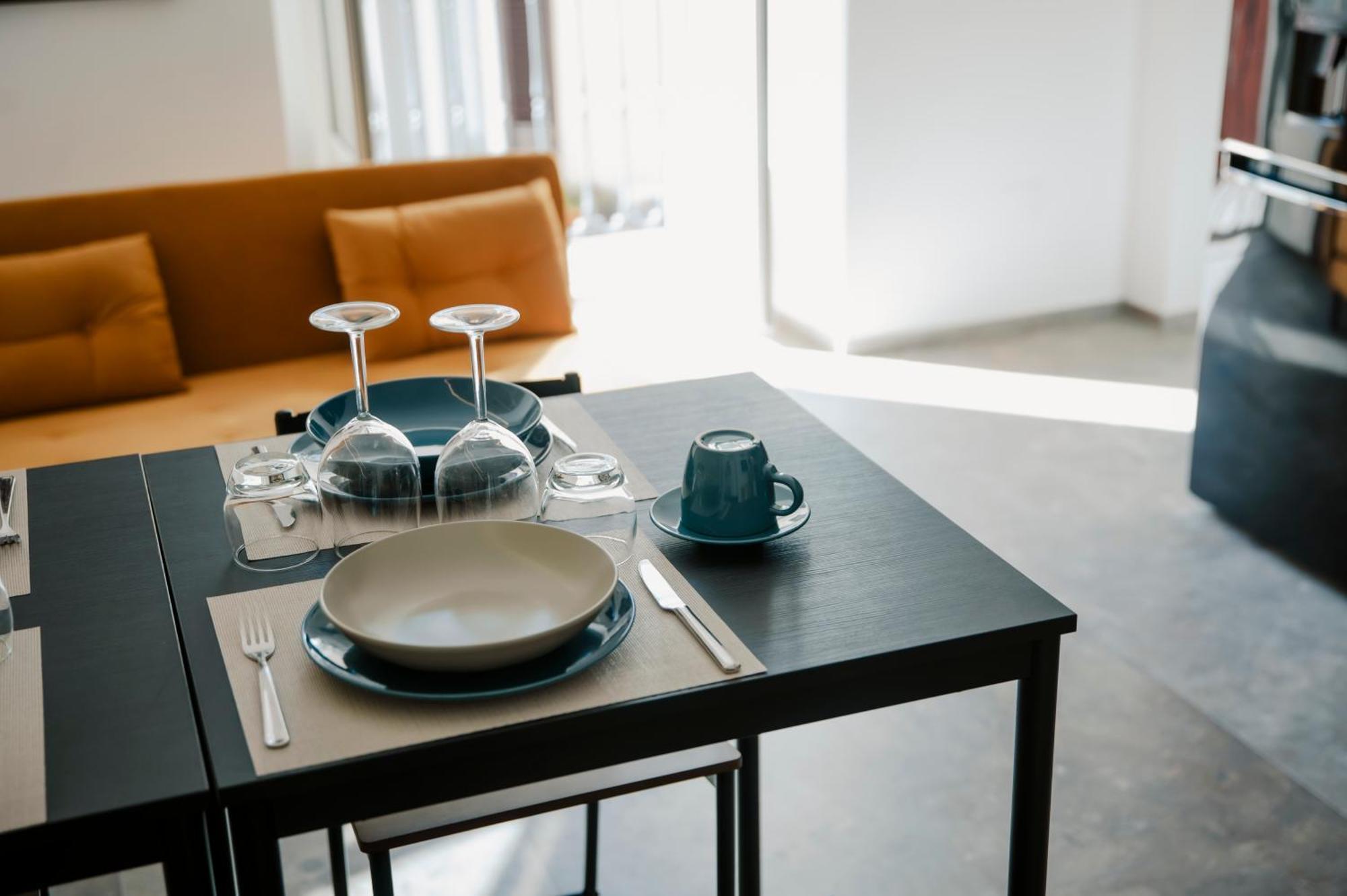 Petrina Home - Suite Rooms Barletta Buitenkant foto