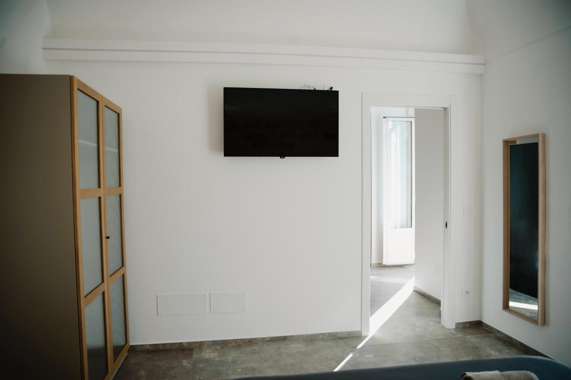 Petrina Home - Suite Rooms Barletta Buitenkant foto